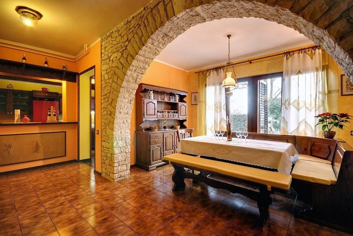Casa Nicole Apartment Pula Croatia