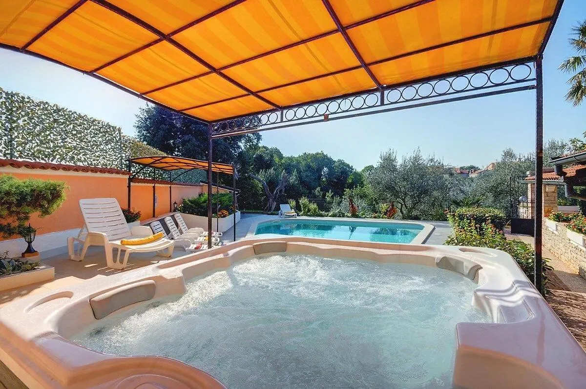 Casa Nicole Apartment Pula 0*,  Croatia